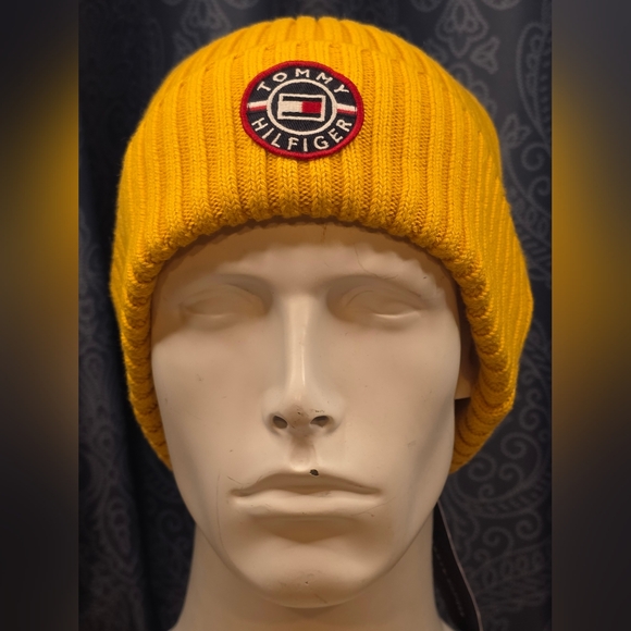 Tommy Hilfiger NWT Men's Mustard Yellow Cuffed Knit Beanie O/S - Picture 1 of 8